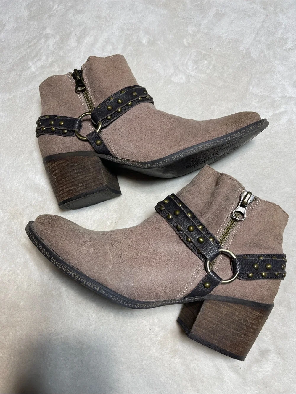 Crown Vintage Taupe Suede Studded Harness Ankle Boots Size 10